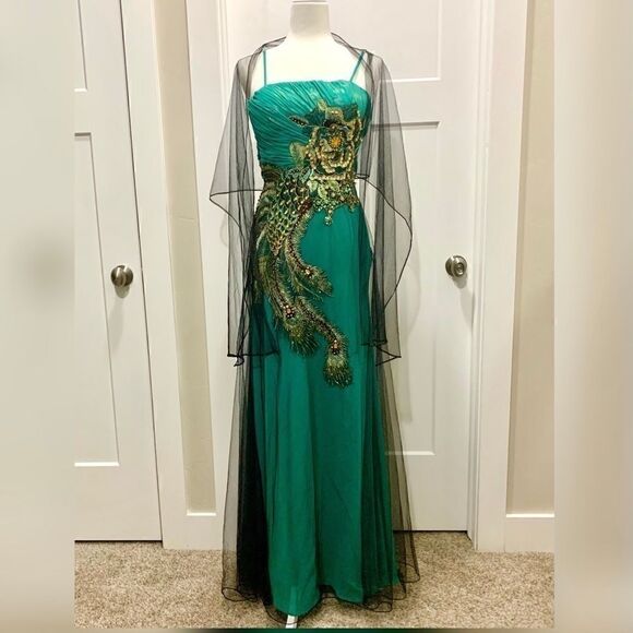 Vintage floral beaded embroidered gown with shawl - Picture 1 of 16